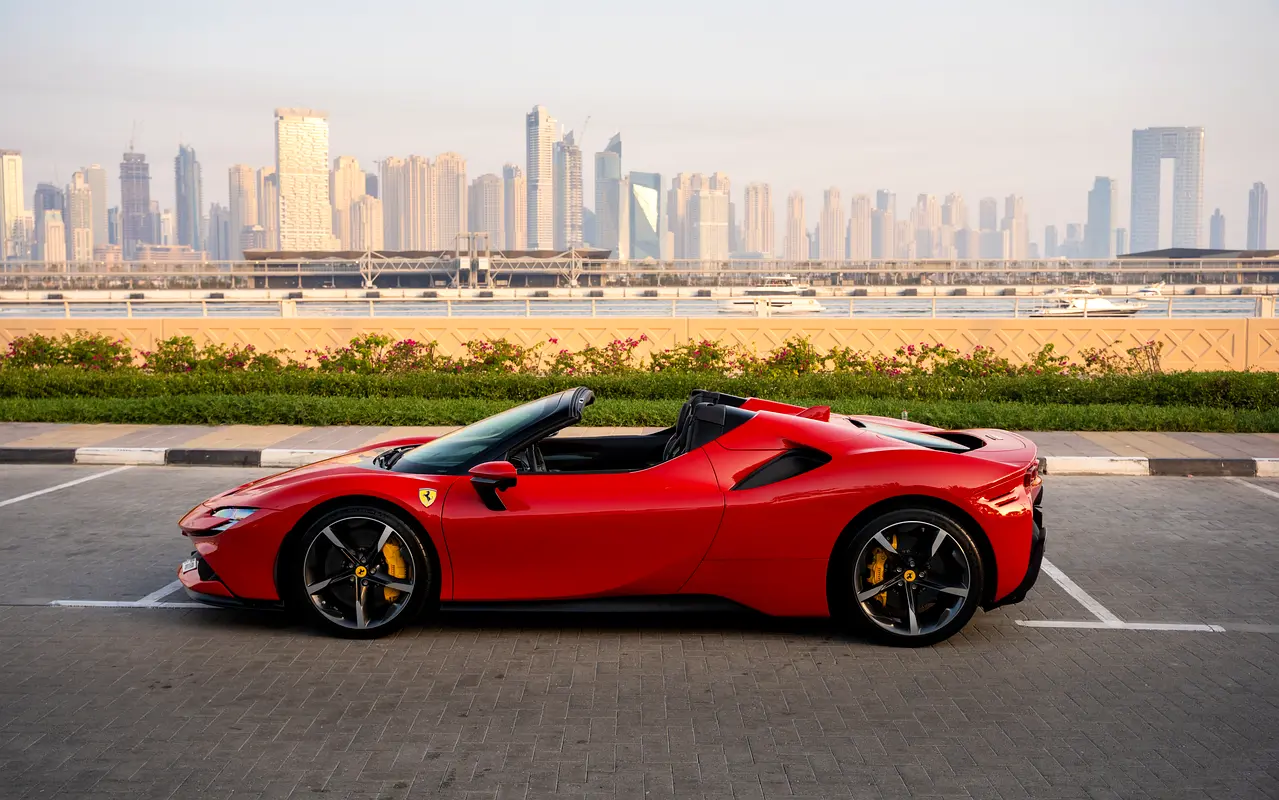 FERRARI SF90 2024