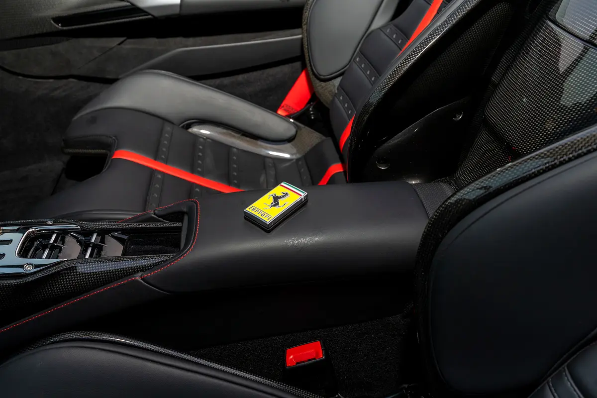 FERRARI SF90 2024