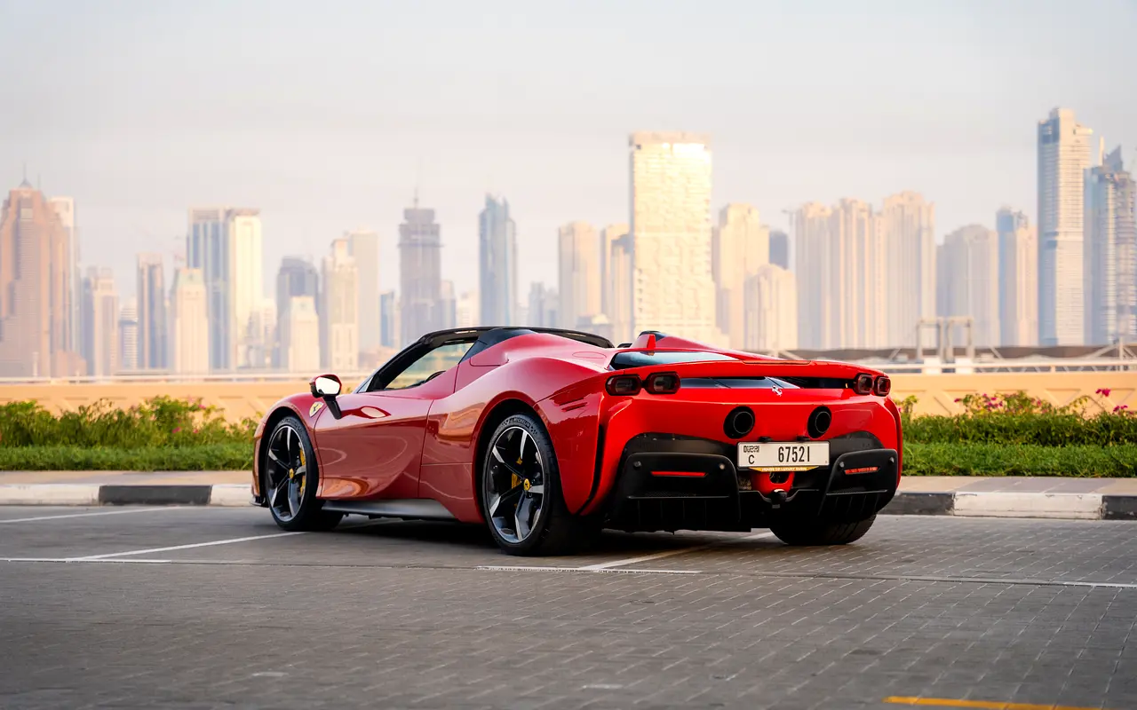 FERRARI SF90 2024