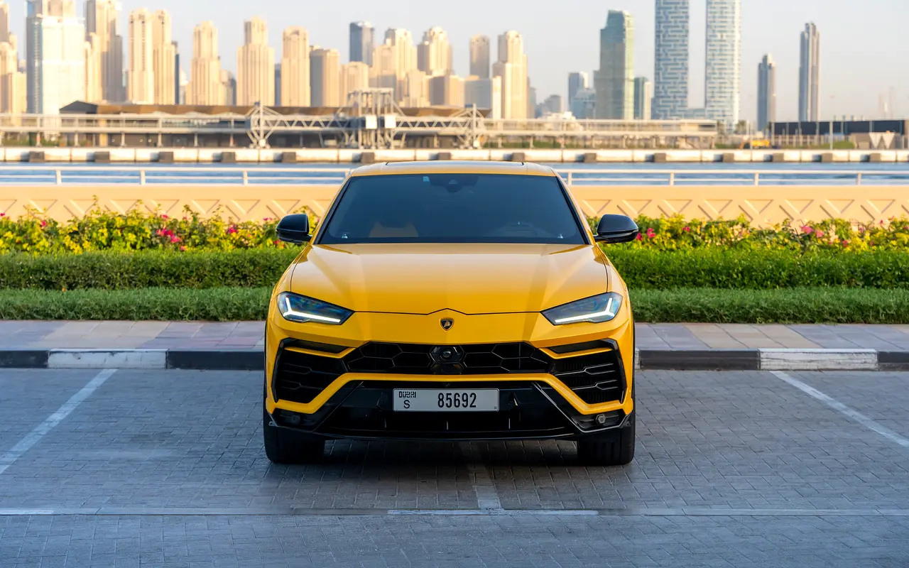 لامبرغيني أوروس 2023