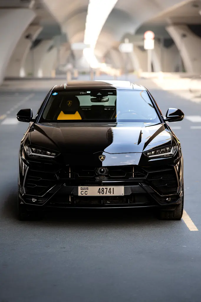 LAMBORGHINI URUS 2020