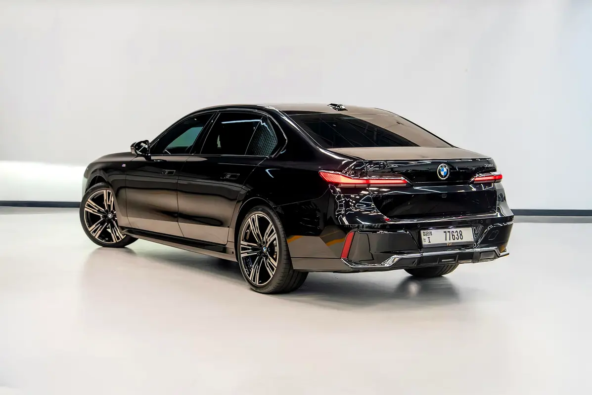 بي أم دبليو 7 SERIES 2023