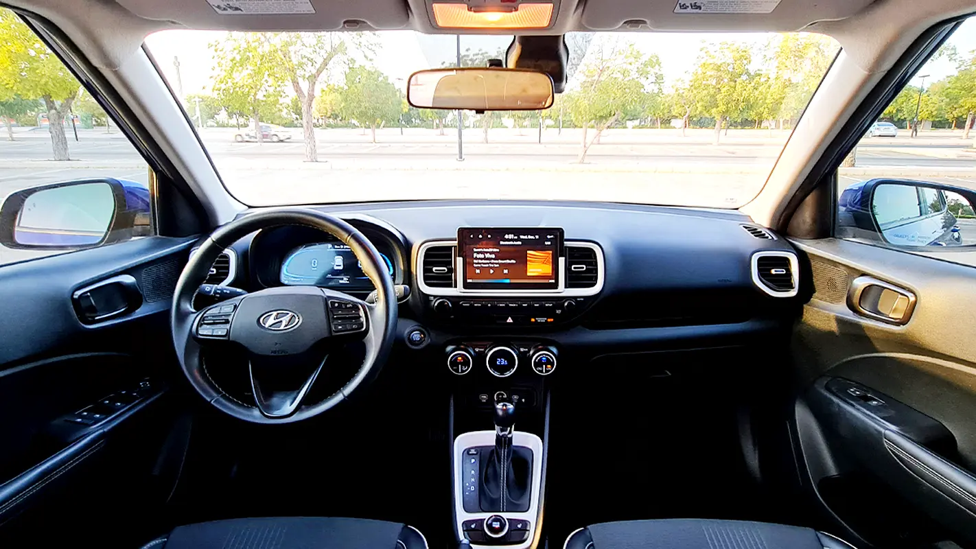 HYUNDAI VENUE 2023
