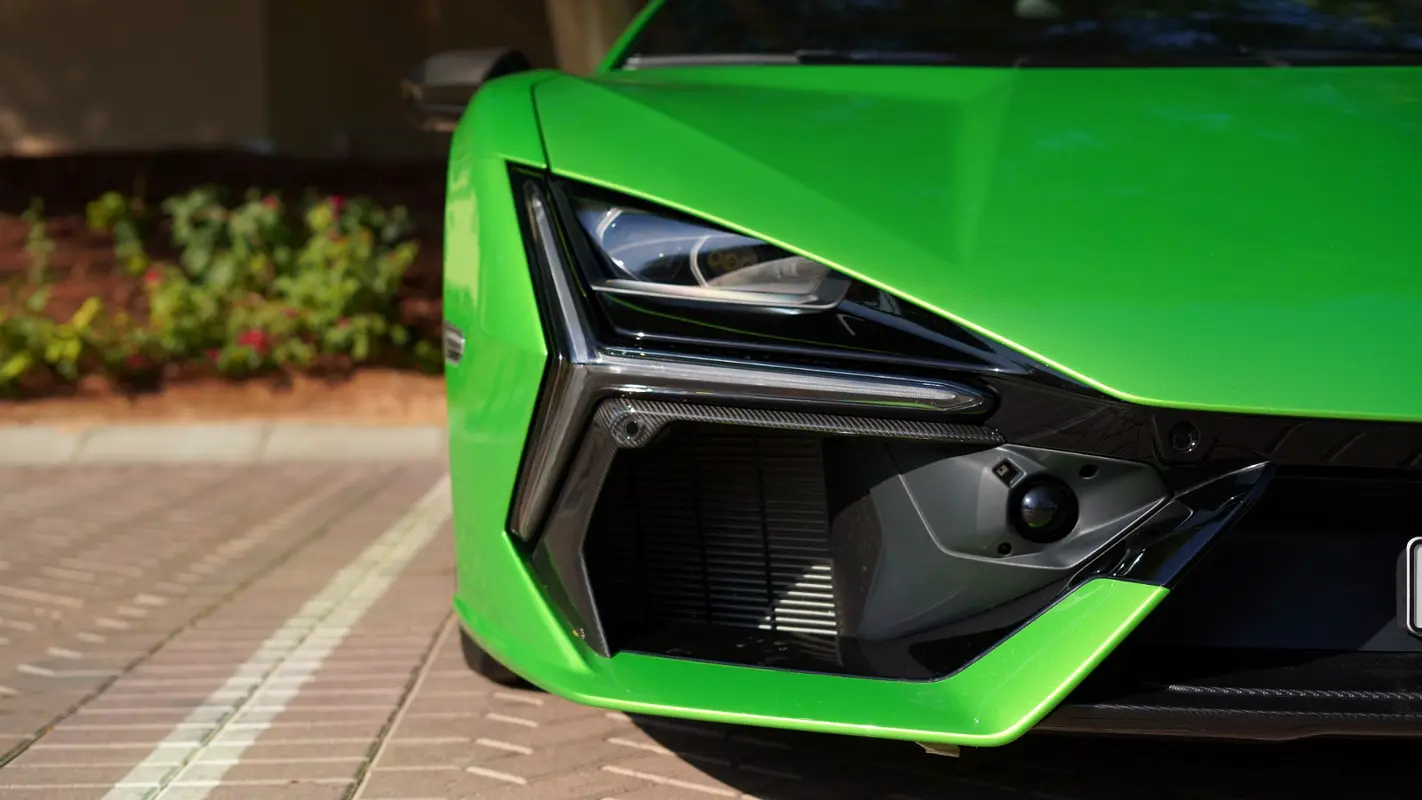 LAMBORGHINI Revuelto 2024
