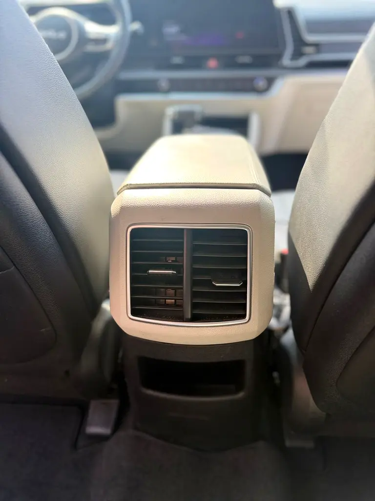 KIA SPORTAGE 2025