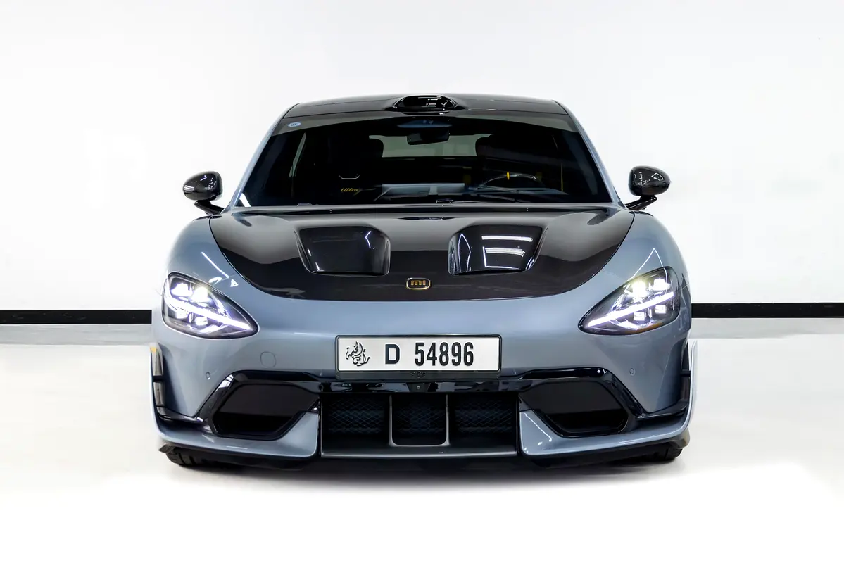 شاومي SU7 2025