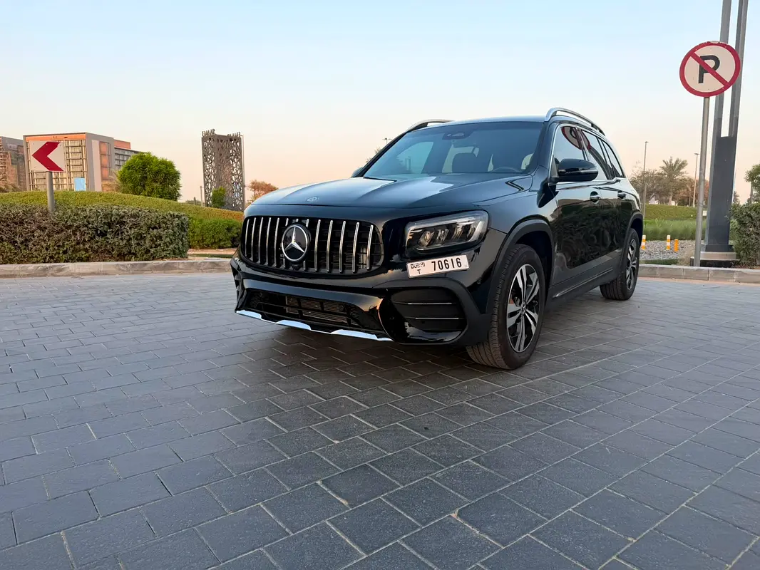 MERCEDES GLB CLASS 2026