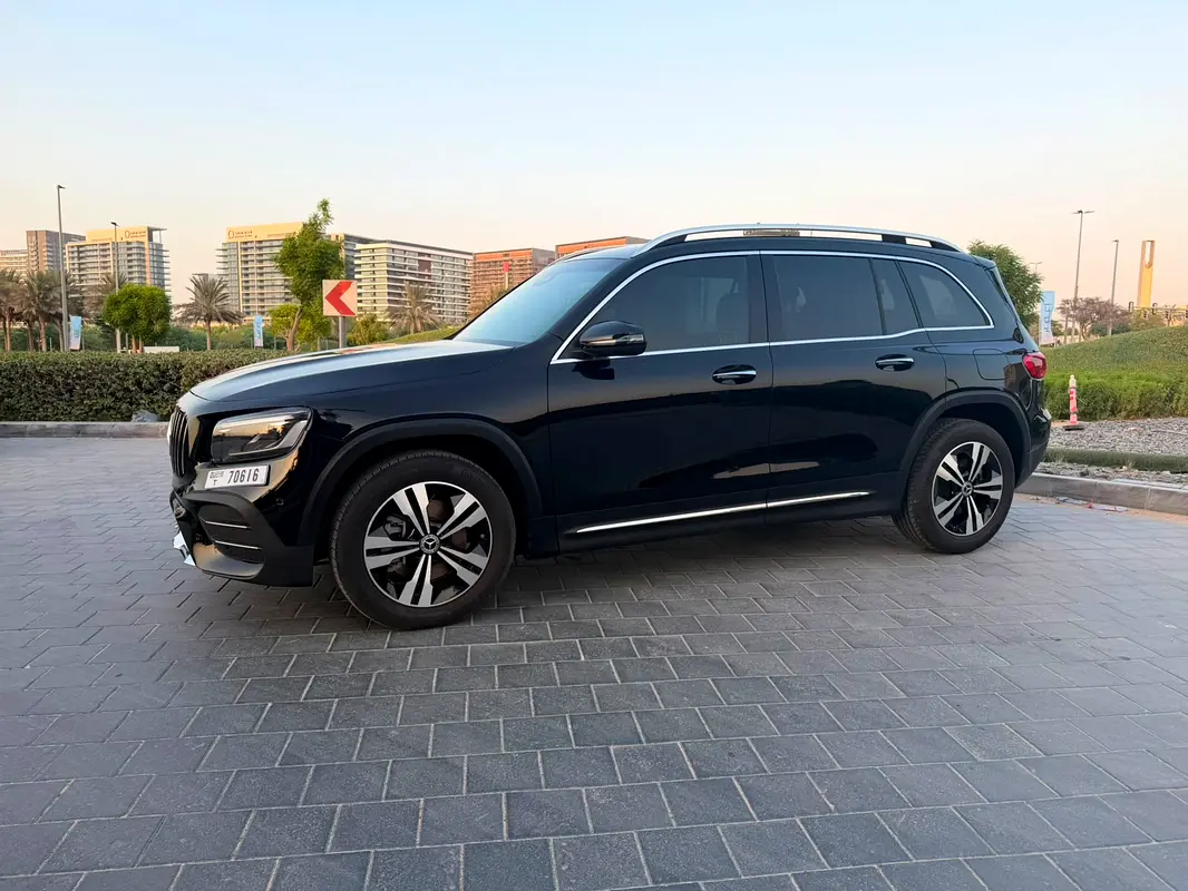 MERCEDES GLB CLASS 2026