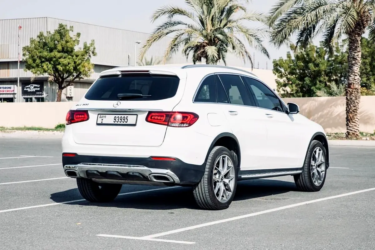 MERCEDES GLC CLASS 2022
