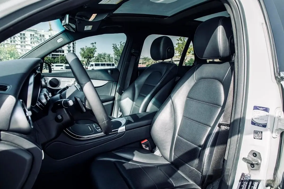 MERCEDES GLC CLASS 2022