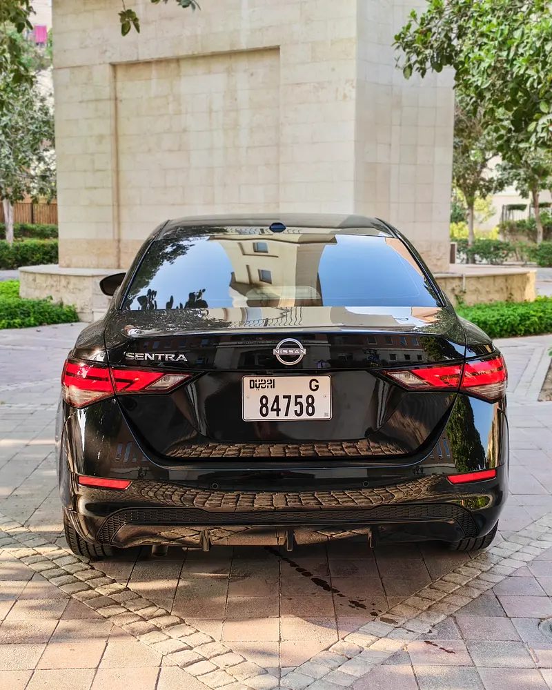 NISSAN SENTRA 2025