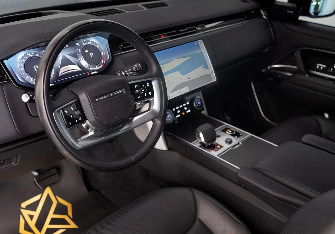 LAND ROVER VOGUE 2025