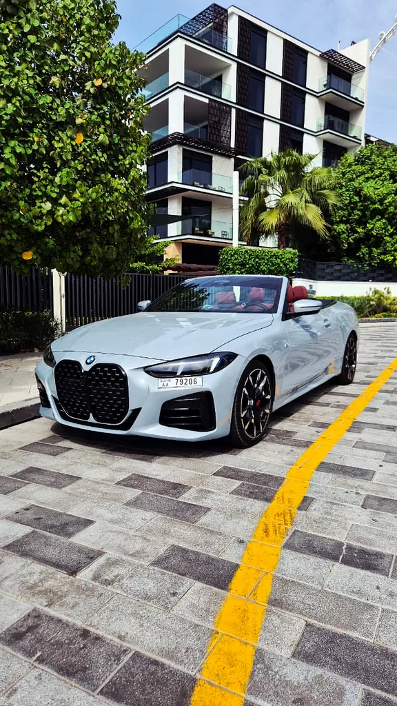 BMW 4 SERIES 2025