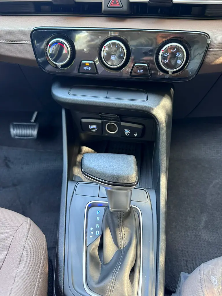 HYUNDAI ACCENT 2025