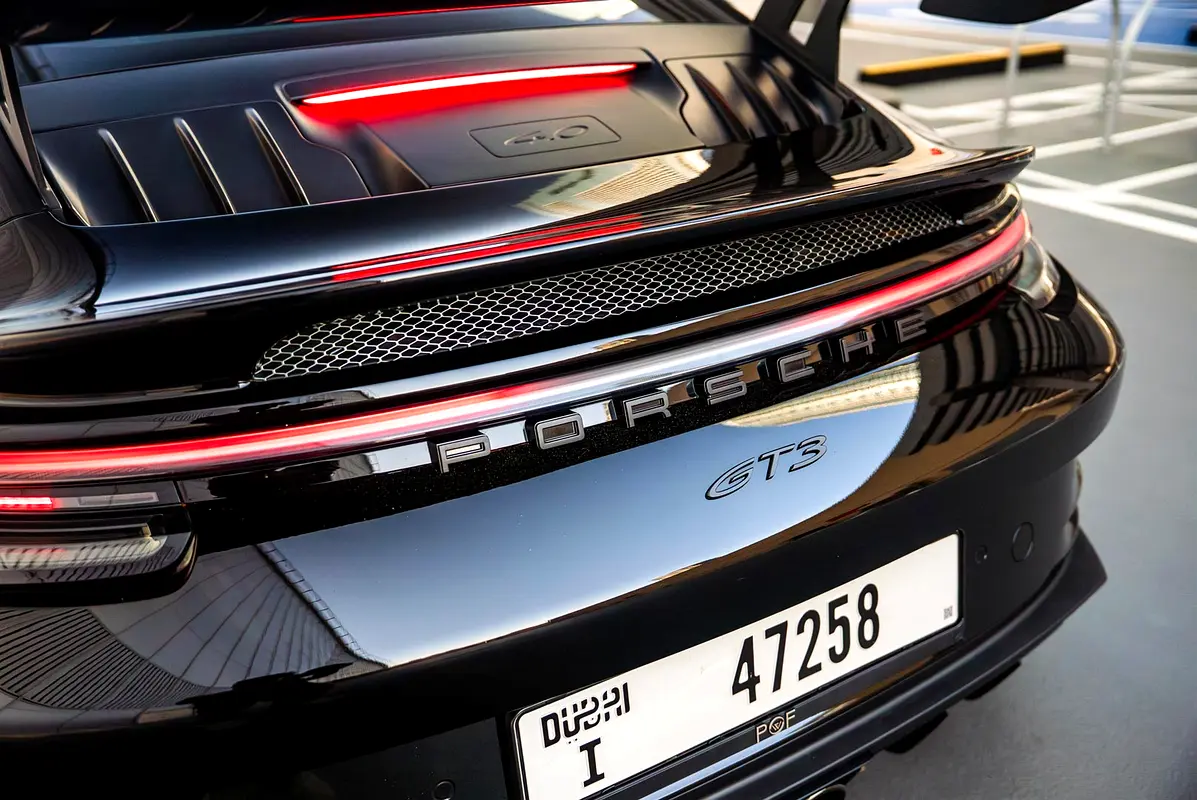 بورش 911 2023