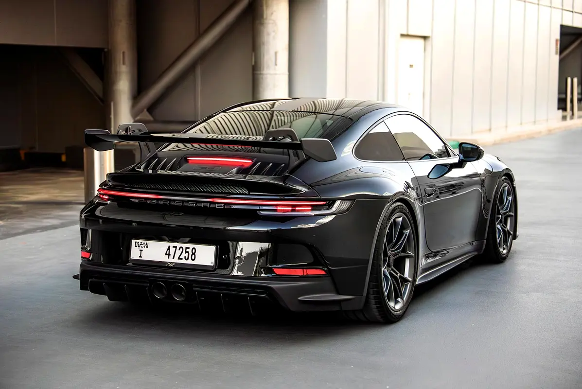 بورش 911 2023