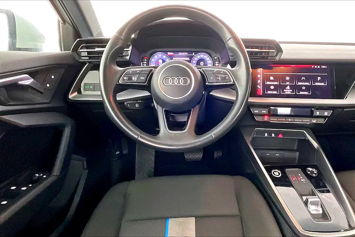 AUDI A3 2024