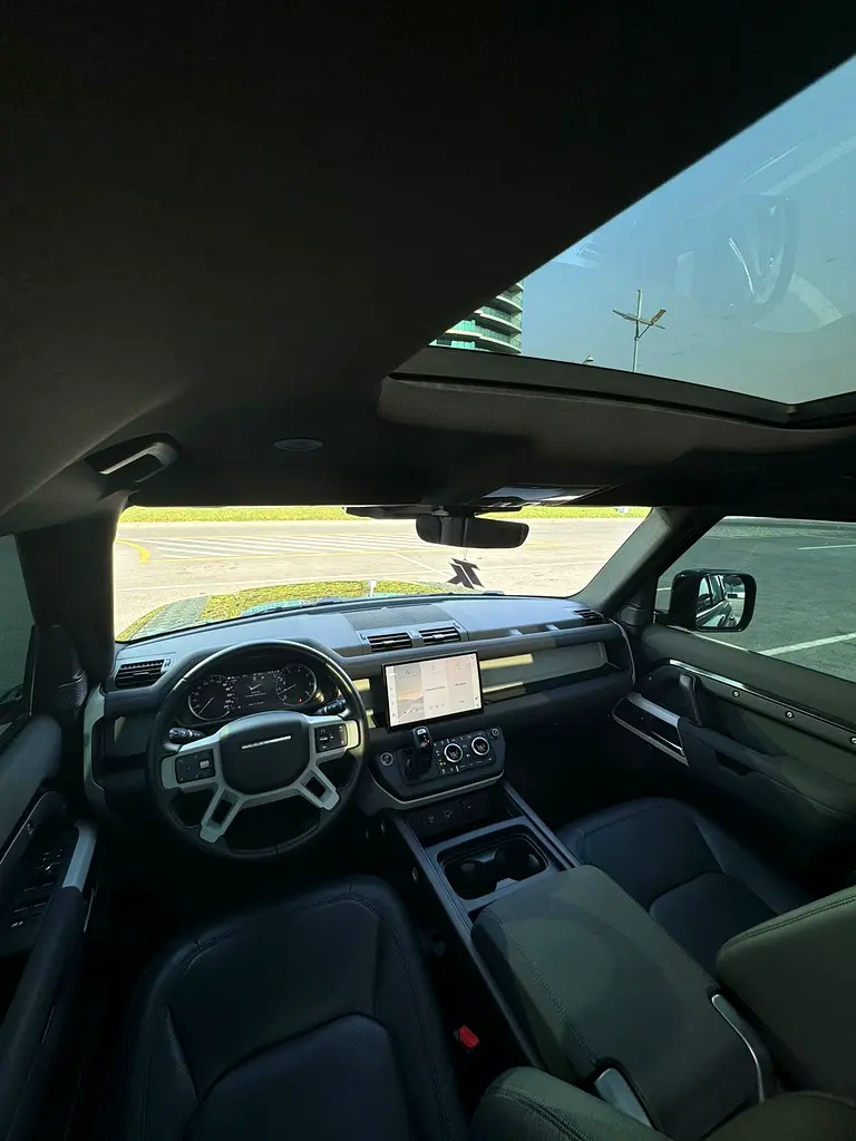 LAND ROVER DEFENDER 2023