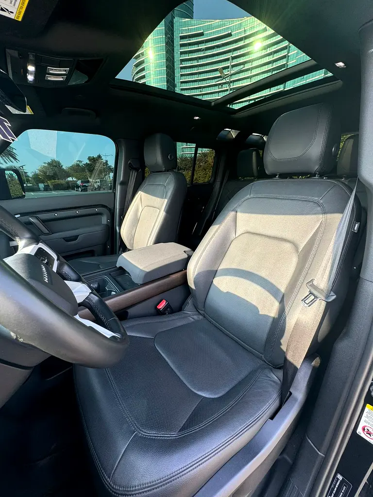 LAND ROVER DEFENDER 2023