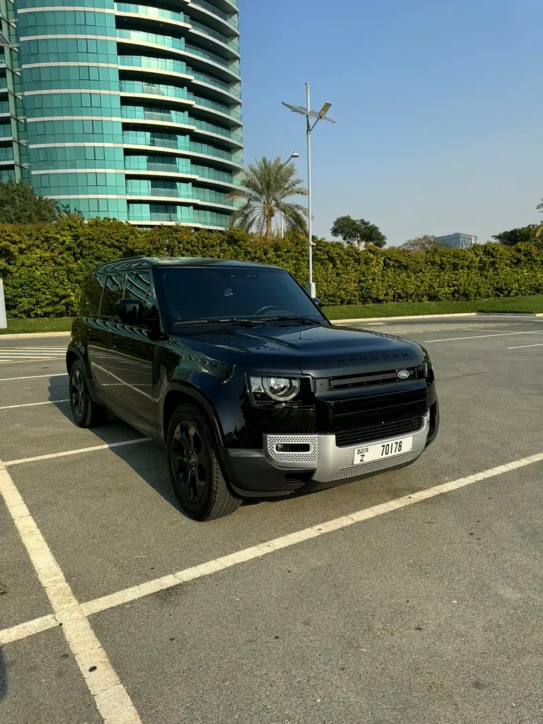 LAND ROVER DEFENDER 2023