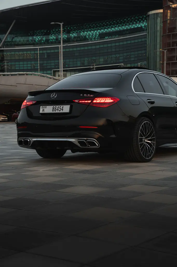 مرسيدس C Class 2025