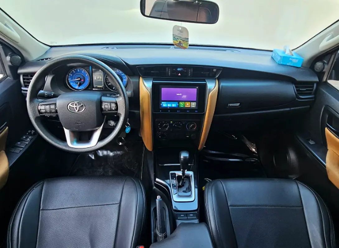 TOYOTA FORTUNER 2025