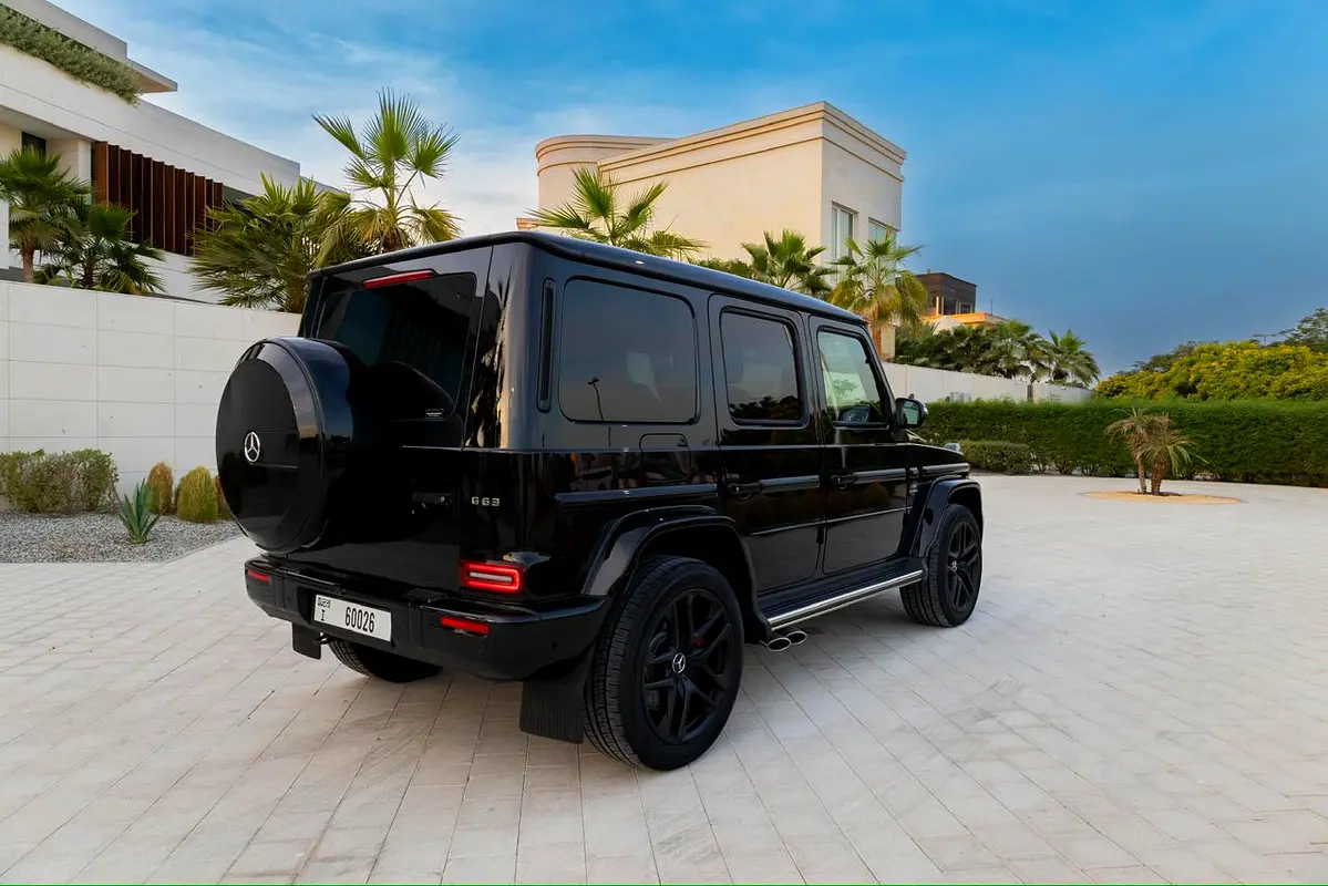 MERCEDES G CLASS 2025