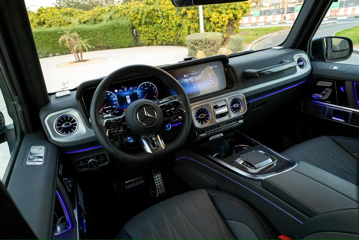 MERCEDES G CLASS 2025