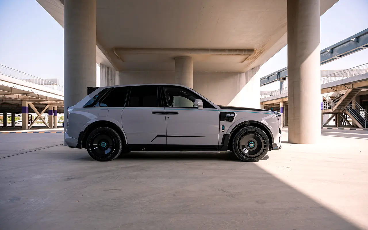ROLLS ROYCE CULLINAN 2023