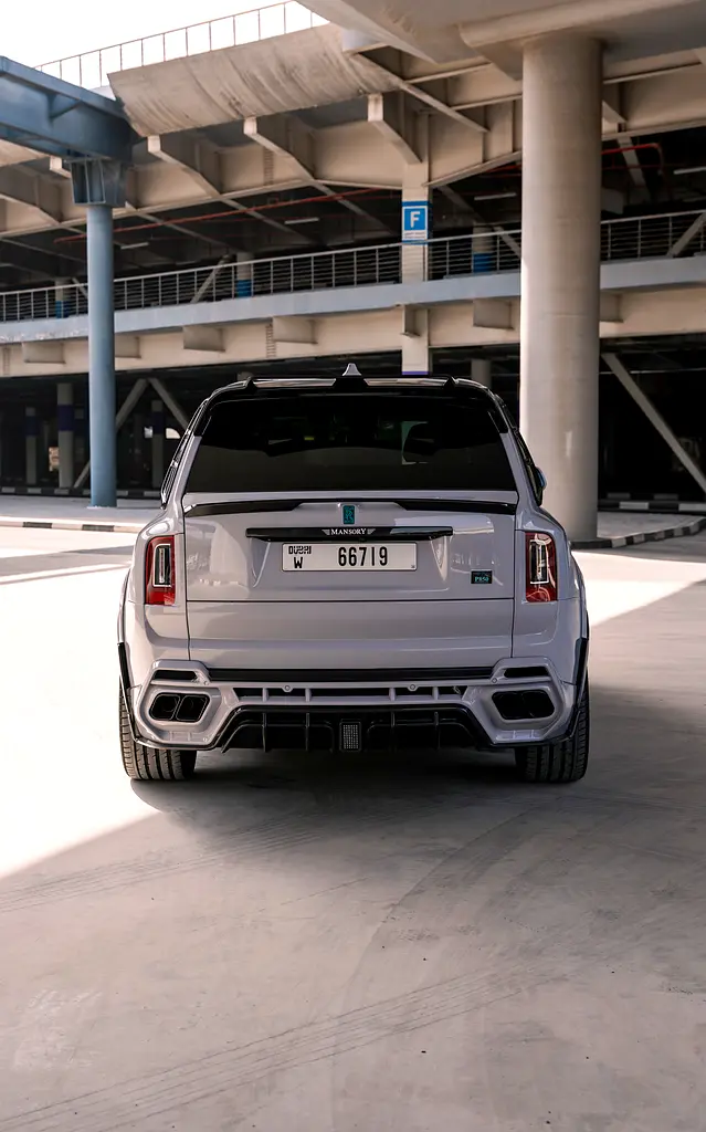 ROLLS ROYCE CULLINAN 2023