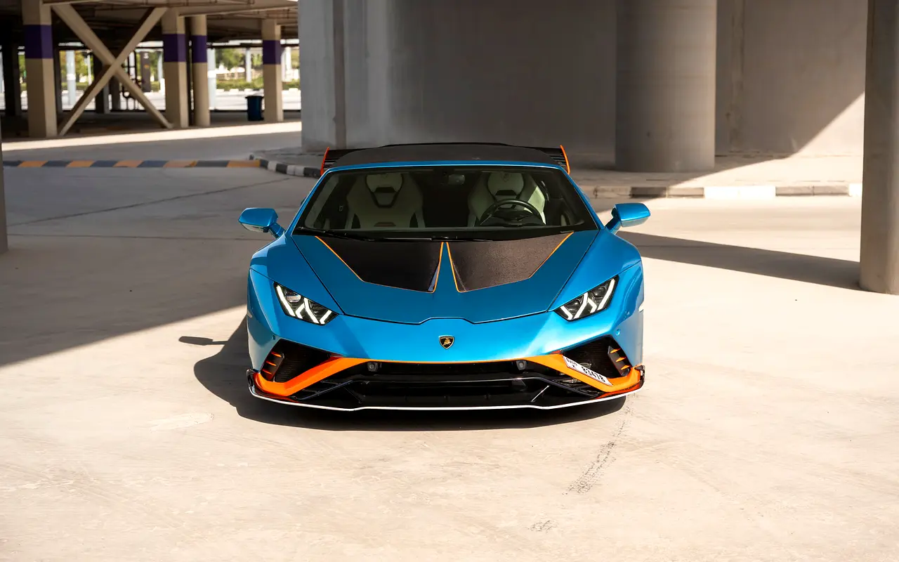 LAMBORGHINI HURACAN 2023