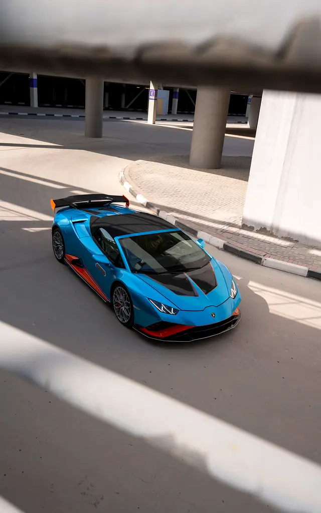 LAMBORGHINI HURACAN 2023