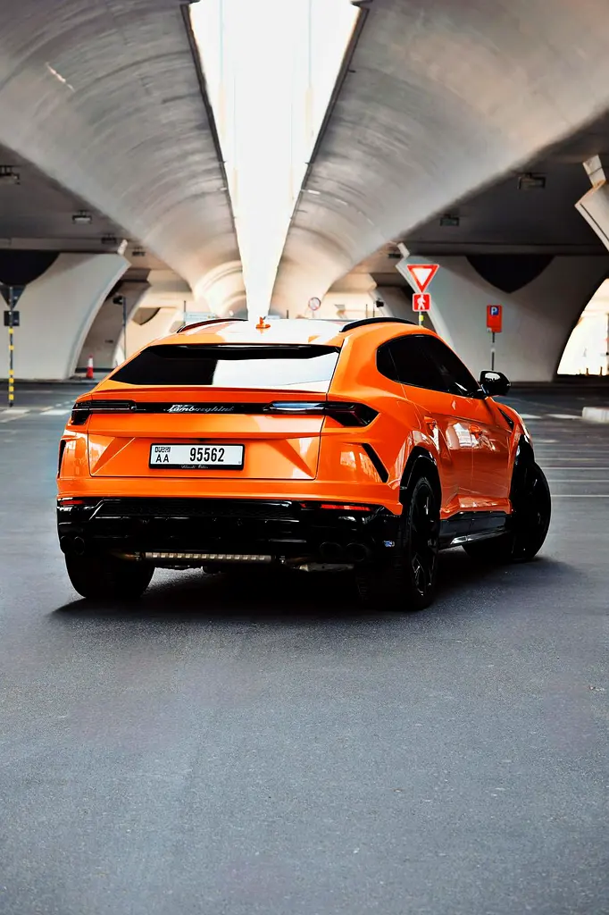 LAMBORGHINI URUS 2022