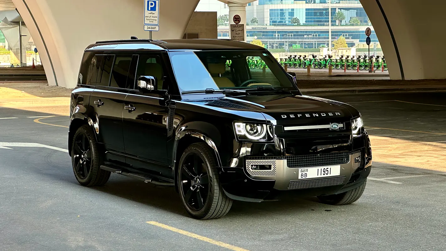 LAND ROVER DEFENDER 2025