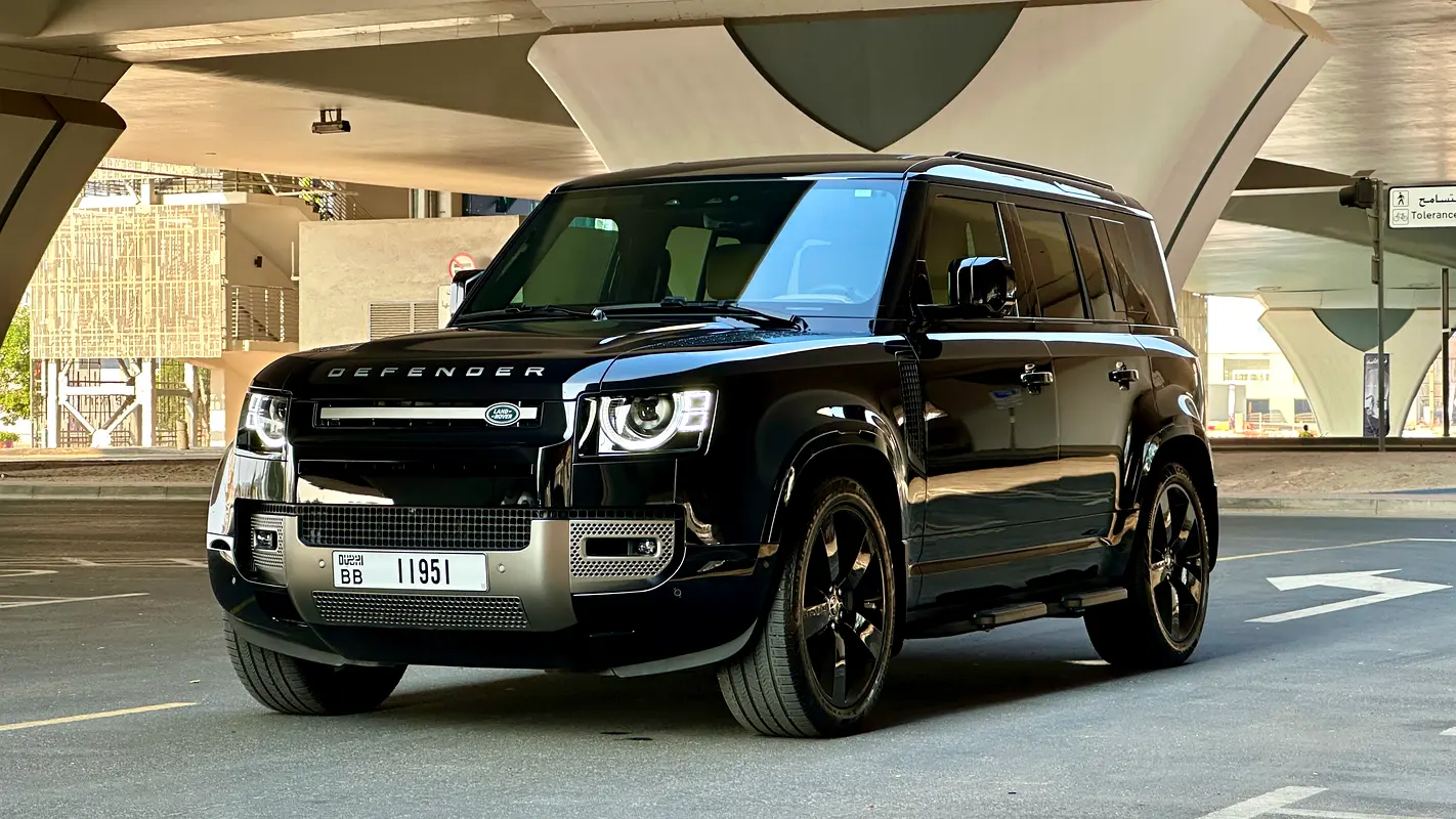 LAND ROVER DEFENDER 2025