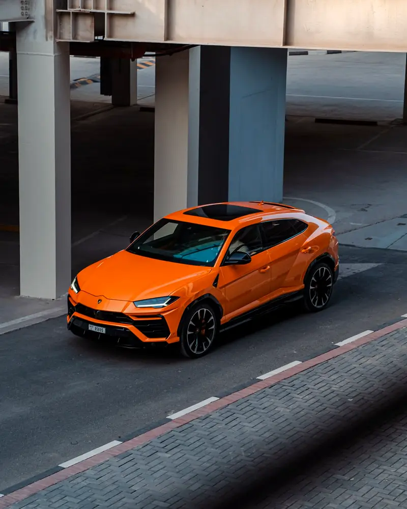 LAMBORGHINI URUS 2022