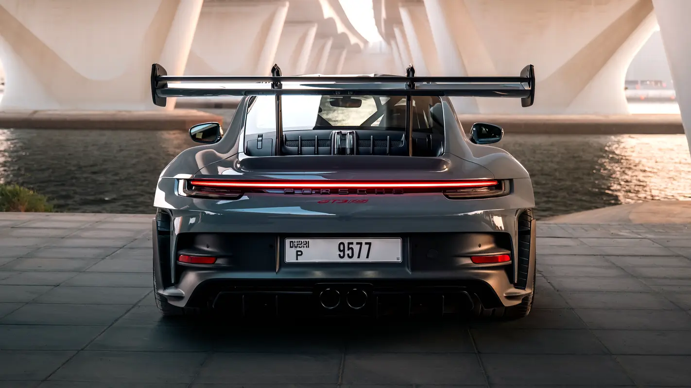 PORSCHE 911 2025