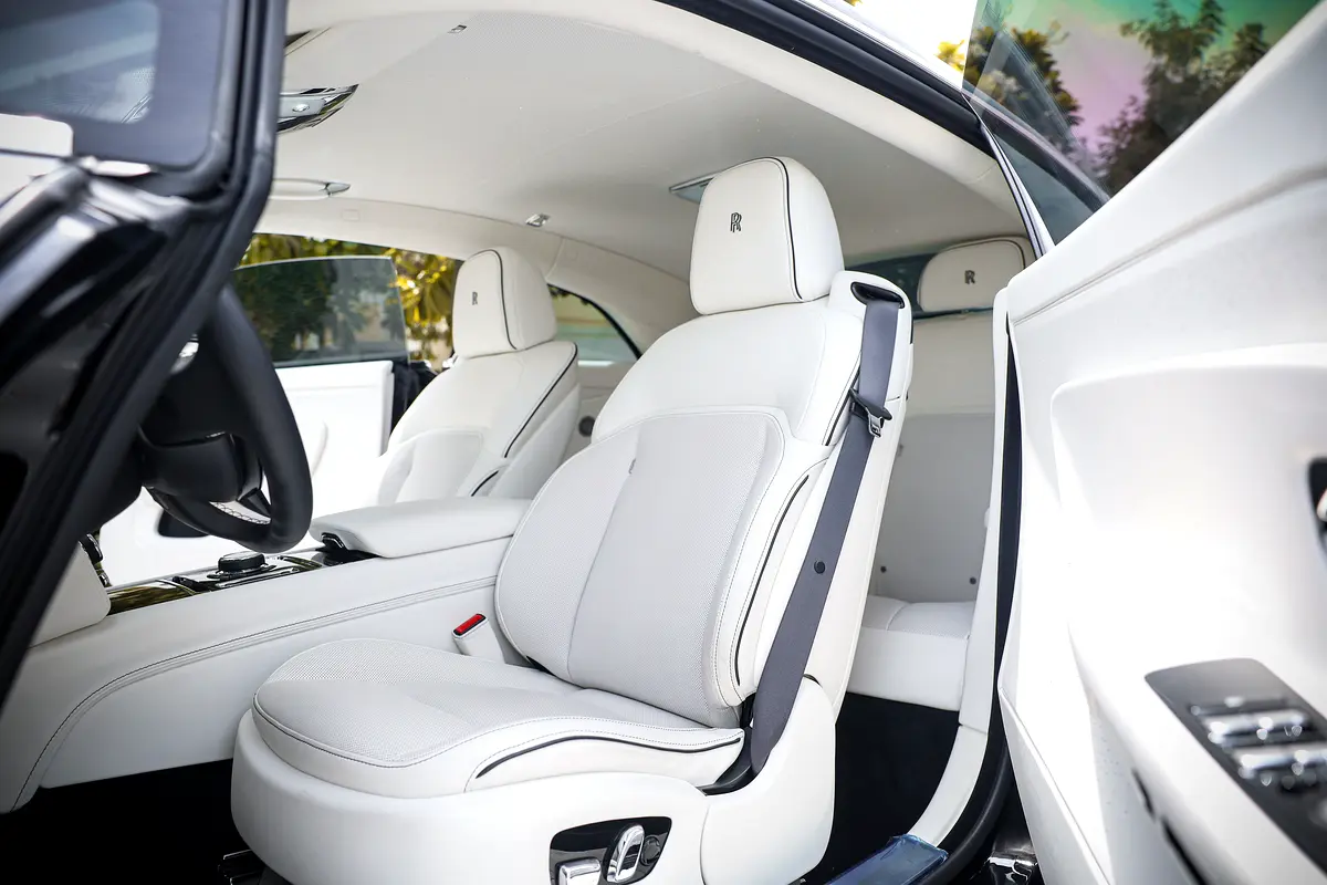 ROLLS ROYCE SPECTRE 2025