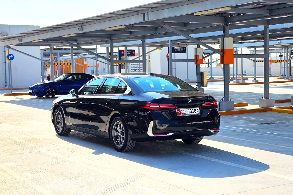 بي أم دبليو 5 SERIES 2026