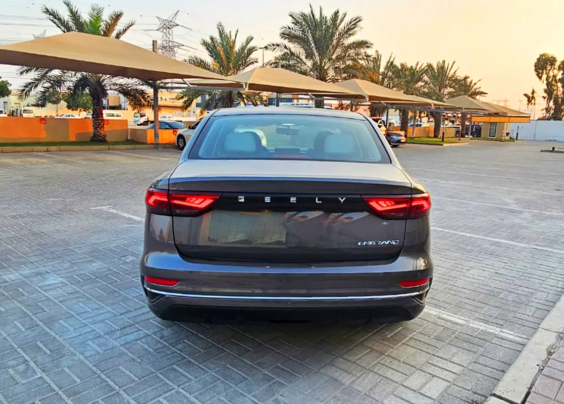 GEELY EMGRAND 2026