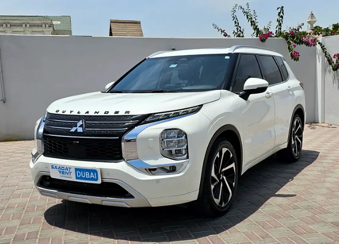 MITSUBISHI OUTLANDER 2024
