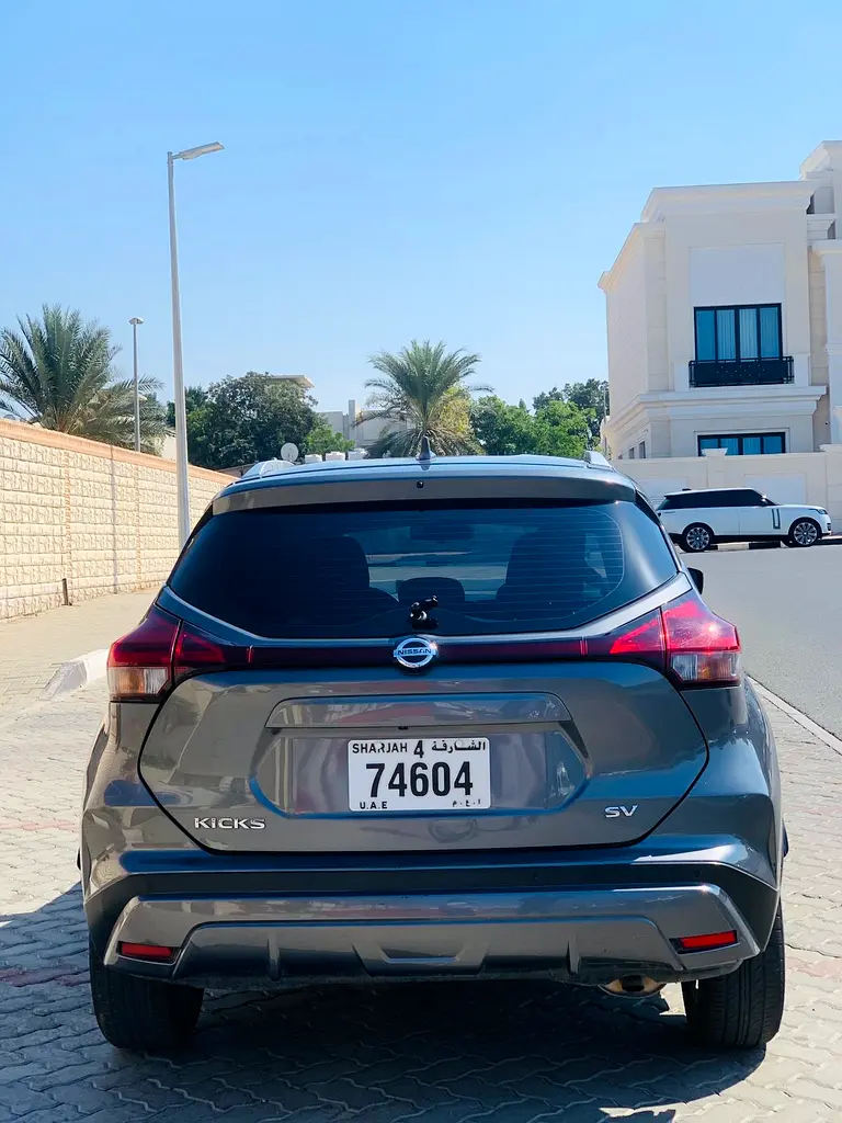 نيسان كيكس 2021