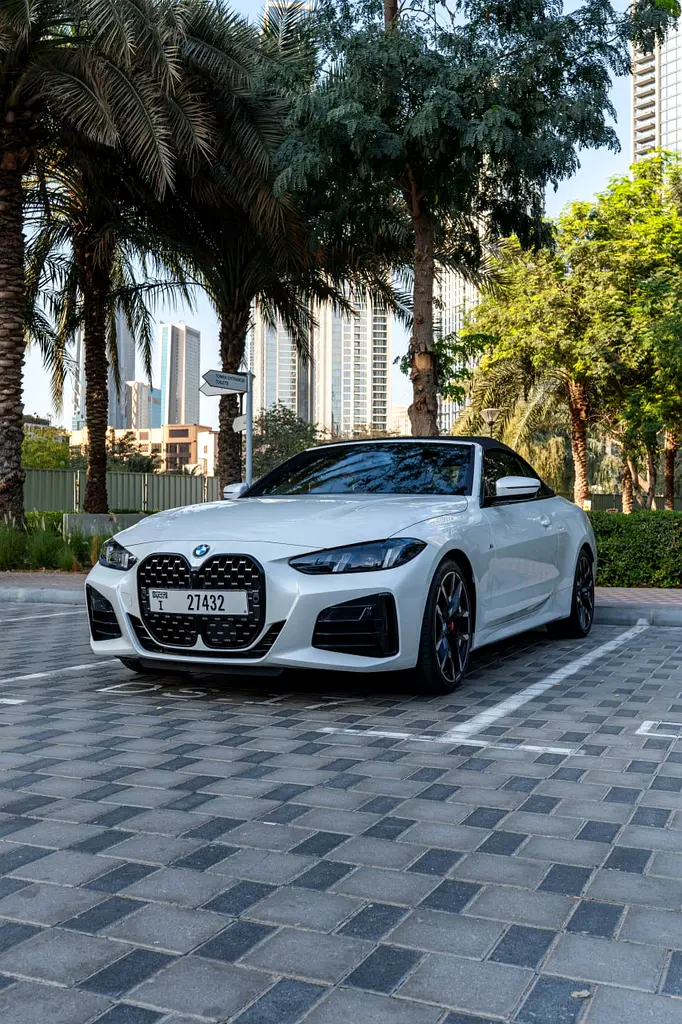 BMW 4 SERIES 2025