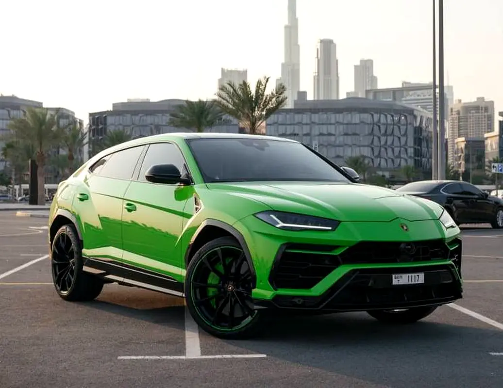 LAMBORGHINI URUS 2021