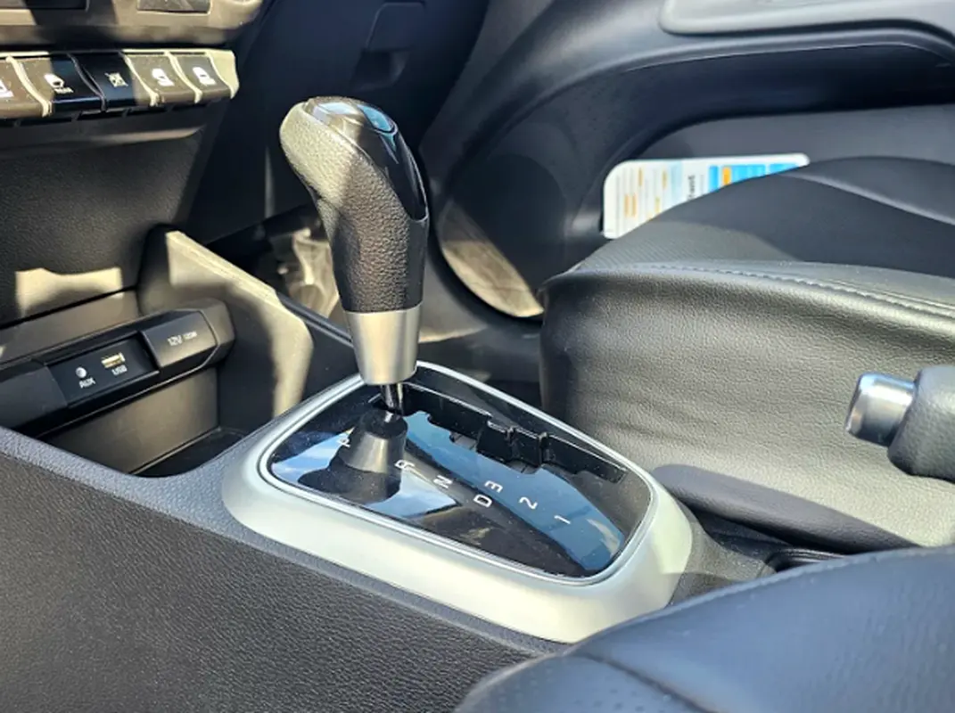 KIA PEGAS 2025