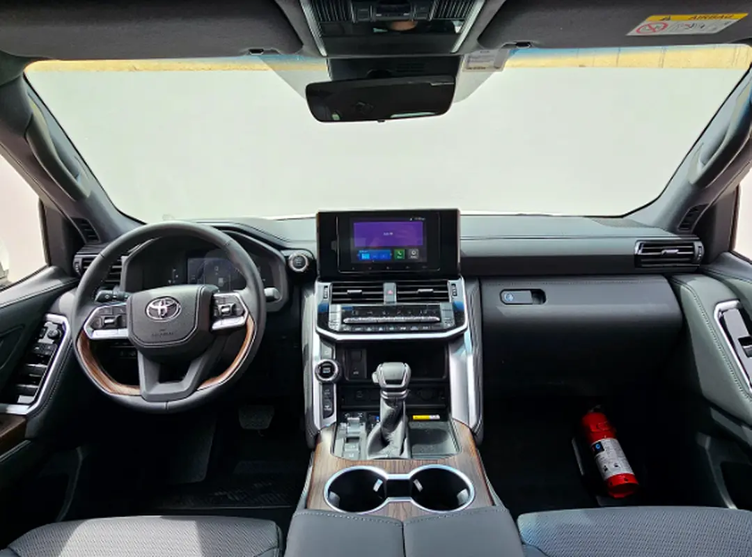 TOYOTA LAND CRUISER 2025