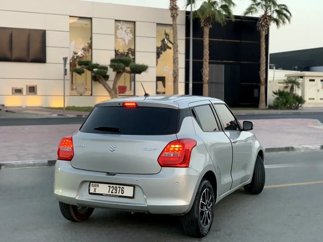 SUZUKI SWIFT 2023