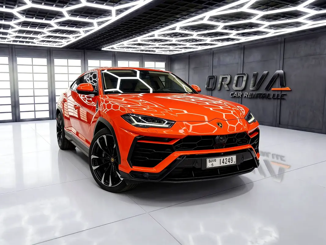 LAMBORGHINI URUS 2021