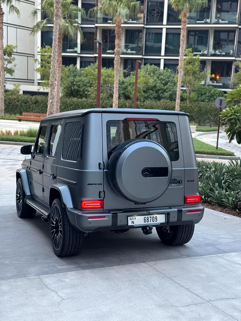 MERCEDES G CLASS 2025