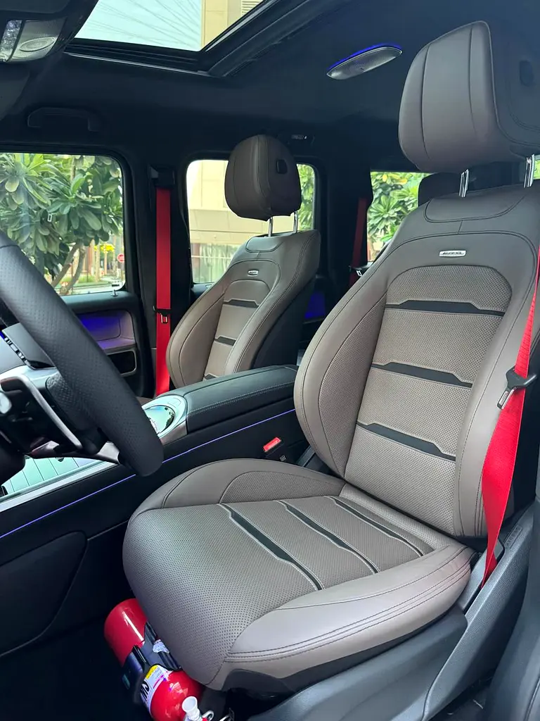 MERCEDES G CLASS 2025
